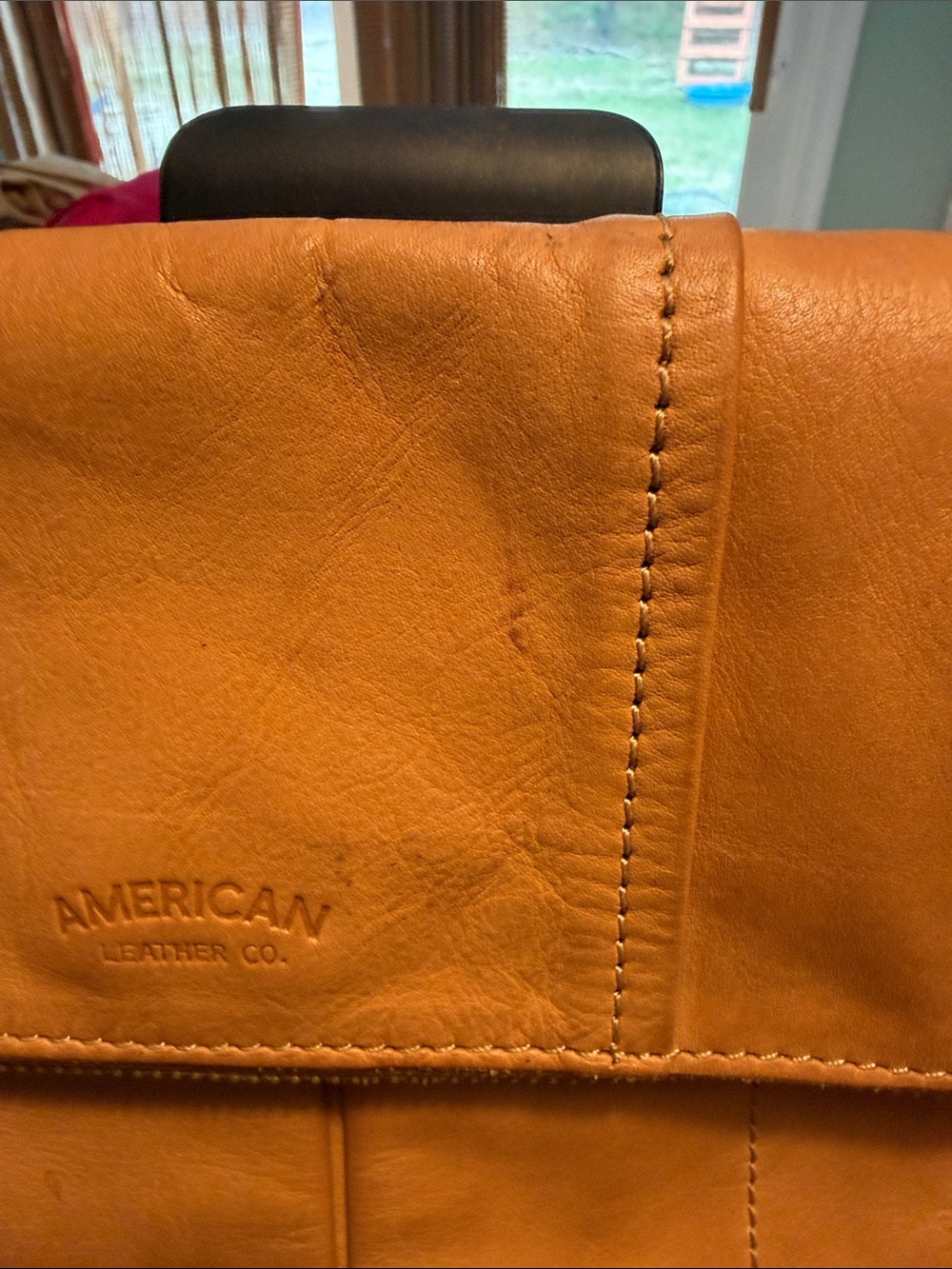 American Retro Cognac Leather Crossbody Bag with Front Zip - Picture 9 of 9